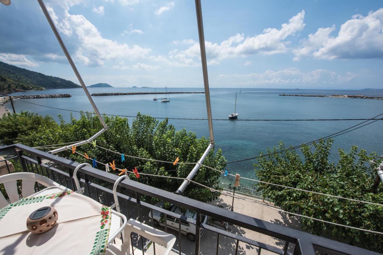 Orfanos Loutraki Rooms Loutraki (Skopelos) Exterior photo