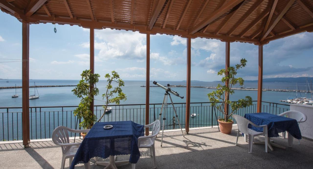 Orfanos Loutraki Rooms Loutraki (Skopelos) Exterior photo